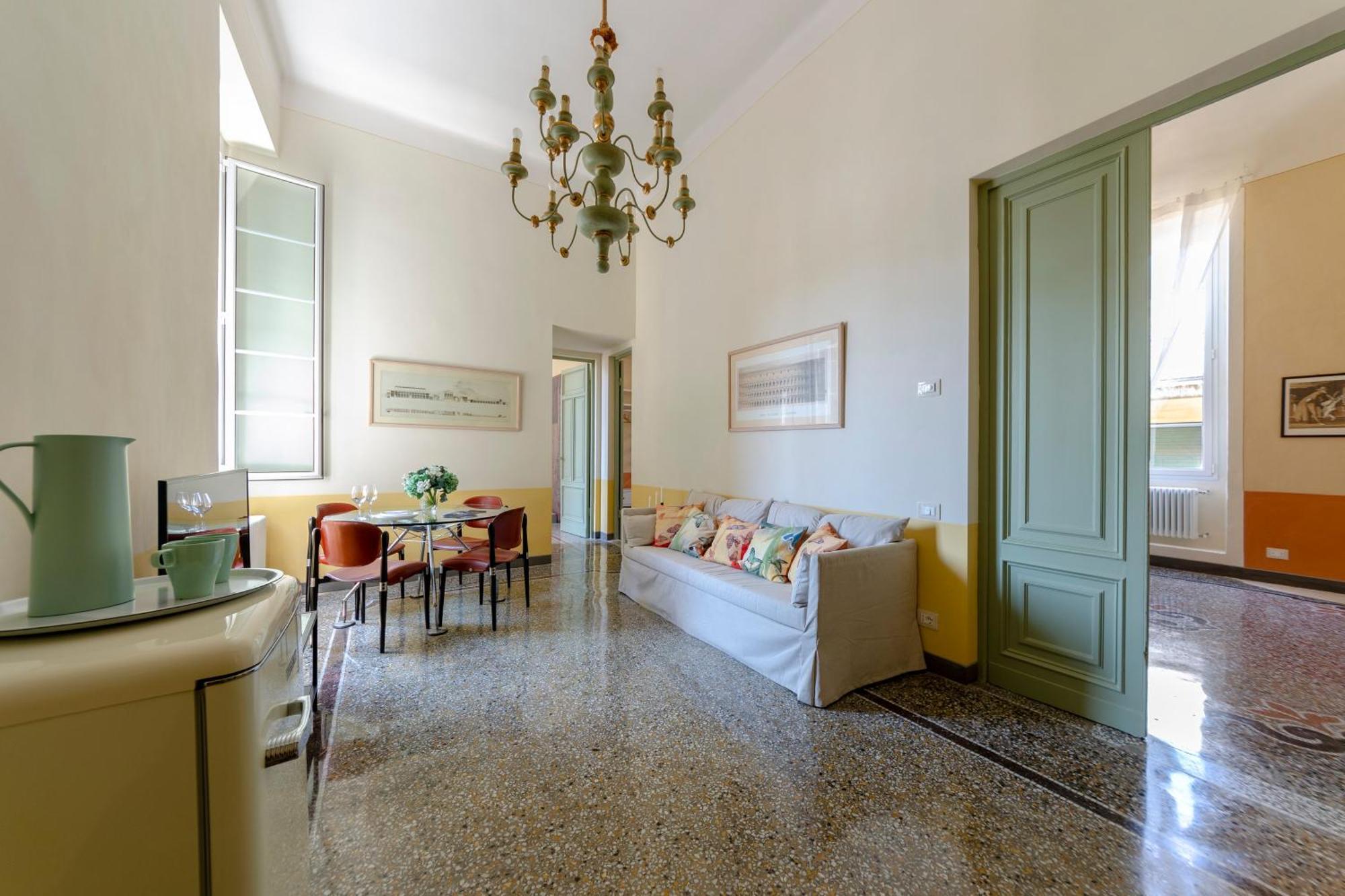 Apartment Precious Historic Center - Happy Genoa
