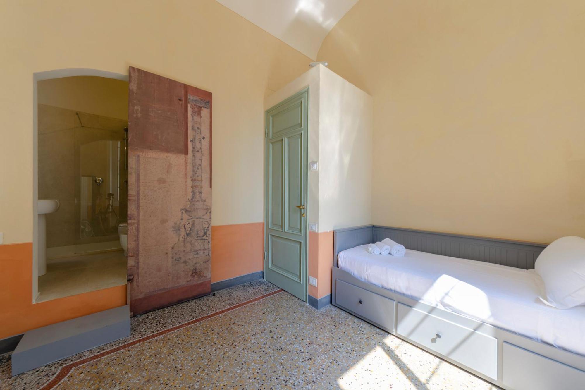 Apartment Precious Historic Center - Happy *